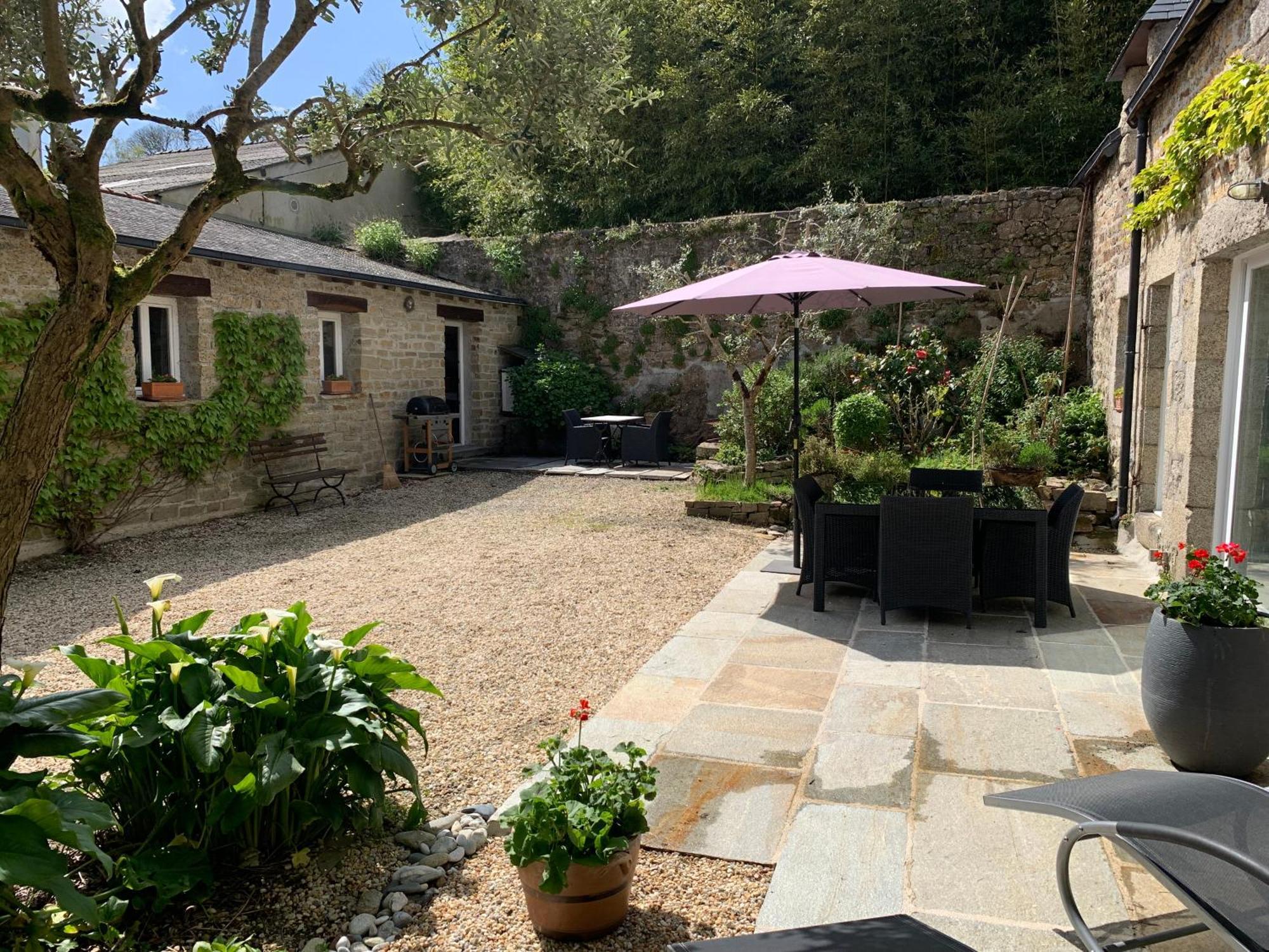 Villa La Petite Cour Pont-Aven Esterno foto